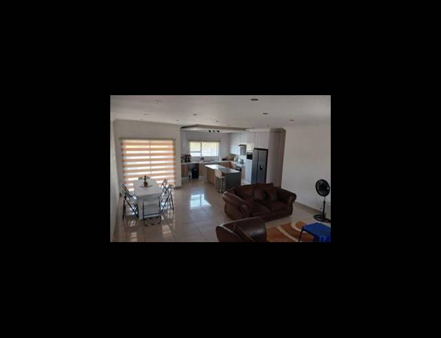 3 BEDROOM TOWNHOUSE FOR SALE IN THE ORCHARDS